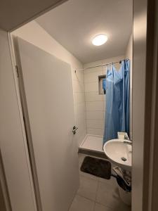 Zimmer direkt an dem Rheinsteig neben der WHU mitten im Zentrum von Vallendar