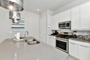 Inviting Condo Near Disney With Resort & Waterpark Access - B52-103