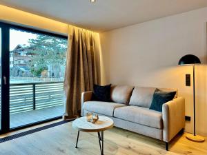 Alexander Mountain Suites