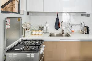 1bedroom in Kilimani Nairobi ina a Central location just minutes from the CBD