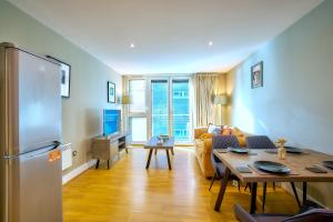 Tower of London Escape Modern 2 bed Flat