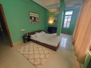 Cozy 2BHK Homestay in Panjabari, Kaisen Homestay