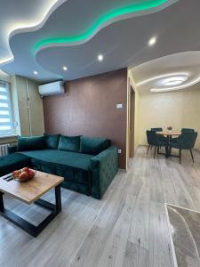 Relax Apartment with sauna and jacuzzi in city center