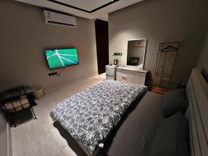 Quiet studio near Rakka Sea