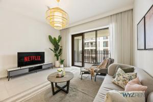 Charming 2BR Surf 2 Complimentary Lagoon Access