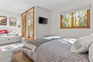 RMR: Yarrow 2311 Condo in The AspensWilson WY