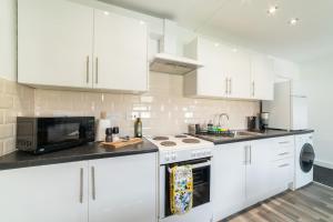 Cosy 2 bed flat in Merseyside