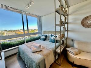 Lofts 415 e 417 Completos em Livin Home Resort ao lado do Ramblas