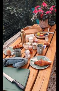 Les Roulottes des Bois dOrmes