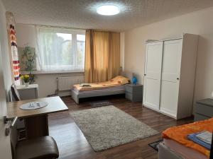 Große Wohnung mit Balkon Raum Aachen G4 - 3hvězdičkové hotely ve městě Würselen