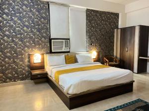 Hotel P S Villa & Banquet