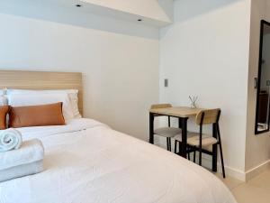 38 Park Ave Studio in IT Park, 300 Mbps Internet