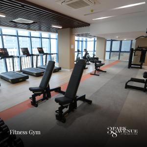 38 Park Ave Studio in IT Park with Netflix, Pool & Gym