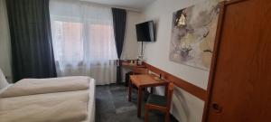 Doppelbett - Gästezimmer - 11min von Gießen 8,4km in Fernwald-Steinbach