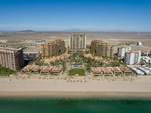 Villa Sirena 5 bedroom beach front