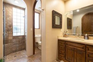 Villa Sirena 5 bedroom beach front