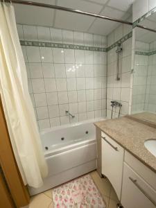 Sol e Mar Deluxe Apartment