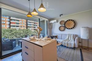 HT A pasos de Alto Las Condes con Estacionamiento