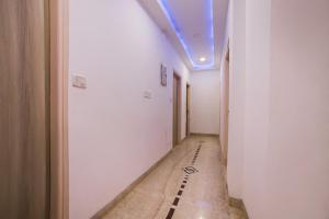 Hotel O The Sterling New Delhi railway station