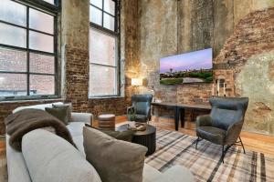 Historic Loft Retreat N Downtown Knoxville