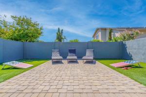 New king Beds Pool Hot Tub Outdoor Fireplace