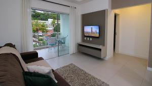 1070 - Praia de Bombinhas locação de temporada.