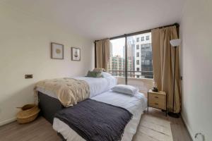 Discover Las Condes 2D2B ideal for 4 people