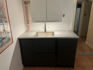 Solhyddan, tvårumslägenhet i villa nära havet