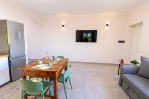 LAngolo degli ulivi - House on the green hills of the Sorrento coast