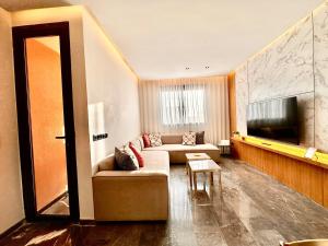 Cozy and Spacious Apartment, Free Parking