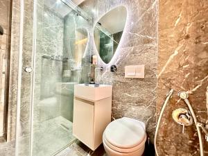 Cozy and Spacious Apartment, Free Parking