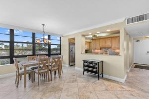 Beachside Wrap-Around Balcony