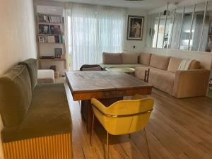 Serenity and sweetness in Marseille