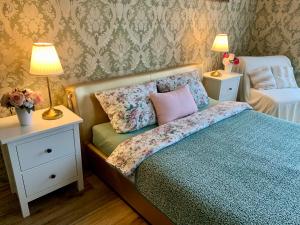 RomanceArt Apartments