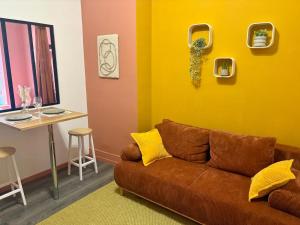 Grand Place Arras RDC 4 pers vidéoprojecteur