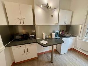 Grand Place Arras RDC 4 pers vidéoprojecteur