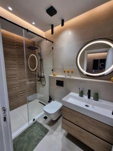 Bohemian & Moroccan Apartment Close to Airport & Medina