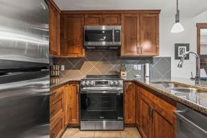 Stoneridge Mountain Resort managed by Little Sister Getaways
