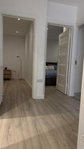 2 bedroom maisonette in Stanmore newly refurbished