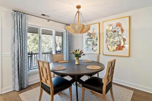 BR4134: 4134 Bulrush Lane