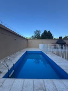 Departamento en el Centro de Mendoza Piscina y parking