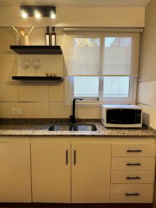 Departamento en el Centro de Mendoza Piscina y parking