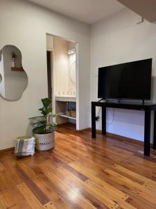 Departamento en el Centro de Mendoza Piscina y parking