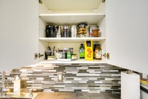 Patio and Grill Dog-Friendly Redmond Getaway!