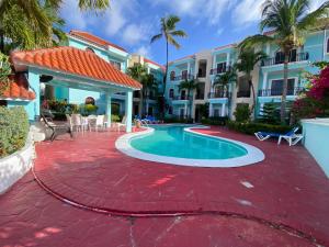 Vista del Sol Pool and Beach los Corales Rd