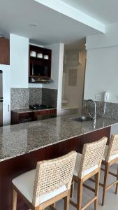 Hermoso y acogedor apartamento con salida a la playa