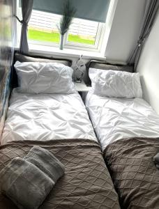 Home on the Broads Just Renovated