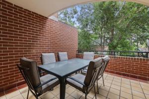 Bright Marrickville Apartment with Balcony & Parki