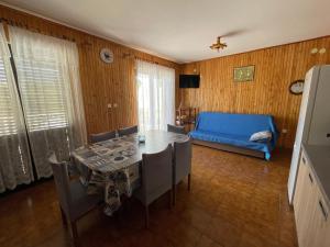 Apartments by the sea Kali, Ugljan - 345