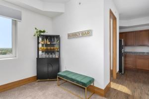 Extravagant 3 Level Penthouse at The Grand Castle